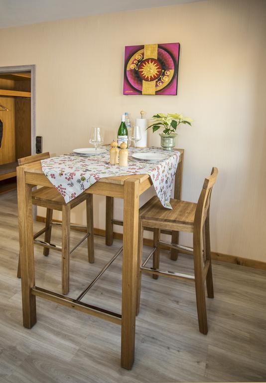 Boardinghouse Remchingen Baan Arun Apartman Kültér fotó