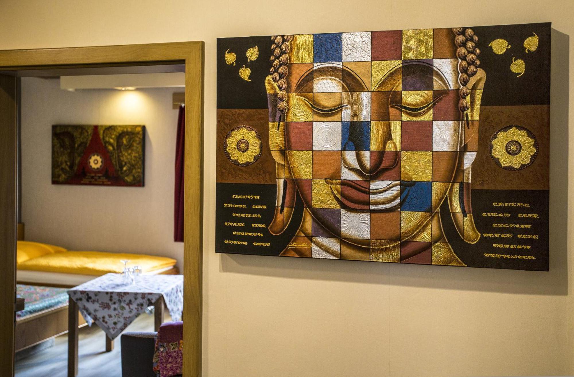 Boardinghouse Remchingen Baan Arun Apartman Kültér fotó